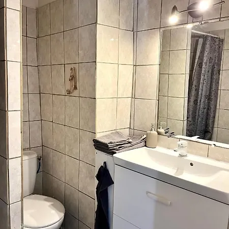 Studio De Charme Au Coeur De Valréas Extérieur photo